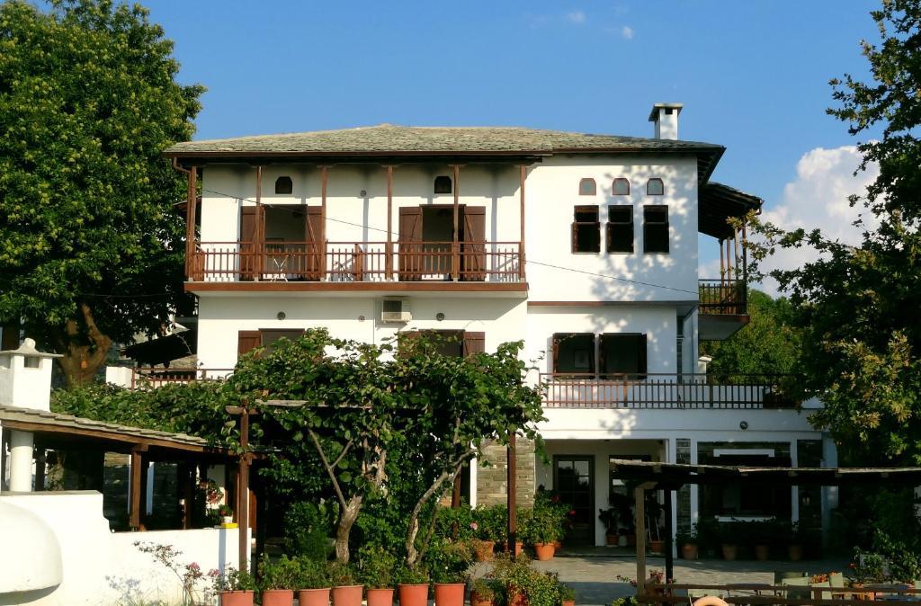 Hotel Vrionis Áyios Dhimítrios Exterior foto